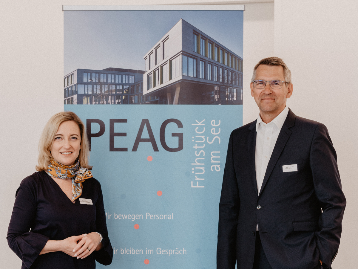 Heike Marzen, Geschäftsführerin der Wirtschaftsförderung Dortmund, und Gerd Galonska, Sprecher der Geschäftsführung der PEAG Unternehmensgruppe