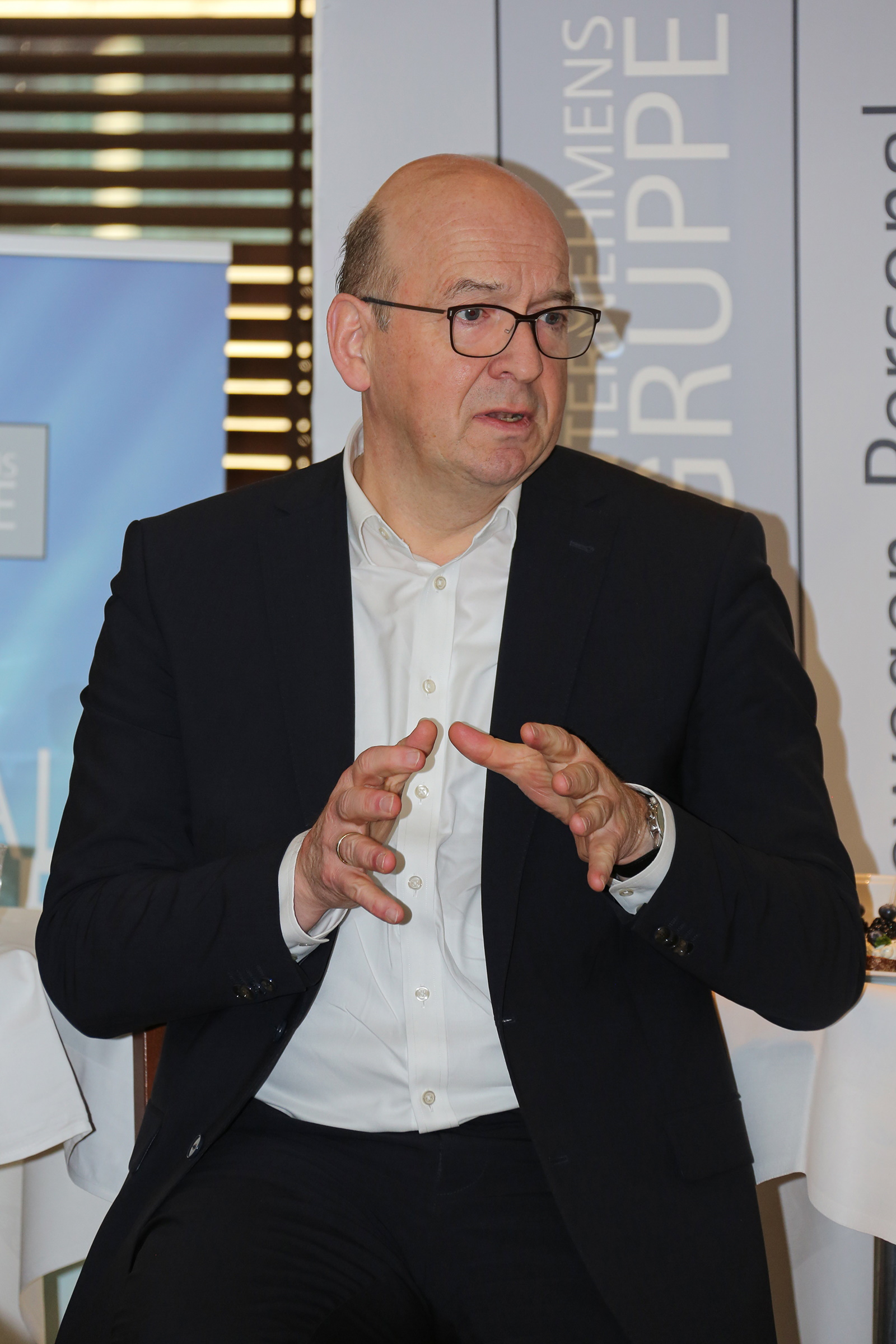 Dr. Hans-Peter Klös, Geschäftsführer und Leiter Wissenschaft, IW Köln