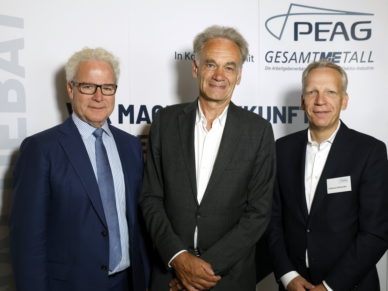 von links: Michael C. Burda, Professor of Economics an der Humboldt-Universität Berlin, Dr. Berend Diekmann, Referatsleiter USA, Kanada und Mexiko im Bundesministerium für Wirtschaft und Klimaschutz, und Andreas Schmincke, Geschäftsführer der PEAG Holding GmbH 