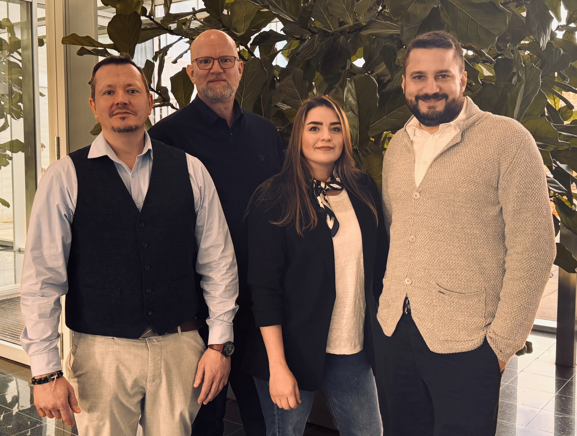 Unser PEAG Personal-Team in Frankfurt am Main (von links): Key Account Manager Ronny Neubert, Holger Knetsch, Mitglied der Geschäftsleitung, Recruiting Specialist Nuray Yilmazer und Account Manager Marc-Aurel Vermeer