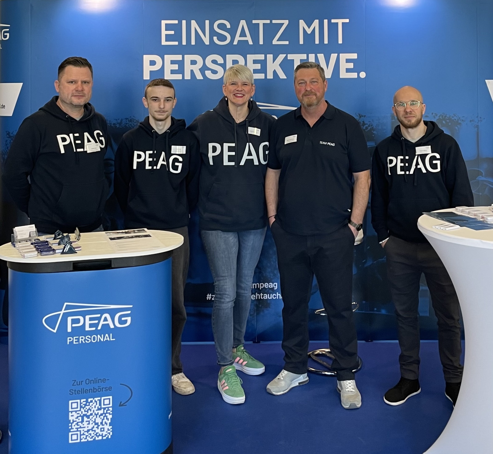 PEAG Personal ist regelmäßig bundesweit auf Jobmessen vertreten. Das Foto zeigt unser Team am Messestand.