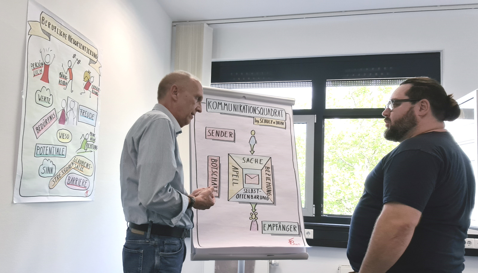 PEAG Transfer-Berater Frank Brackmann im Gespräch mit Christoph Folwerk